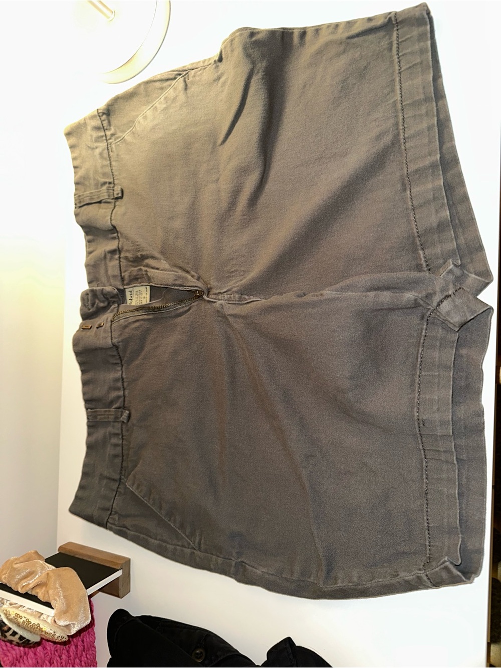 Hybrid and Company Gray Cotton Blend High-Waist Shorts